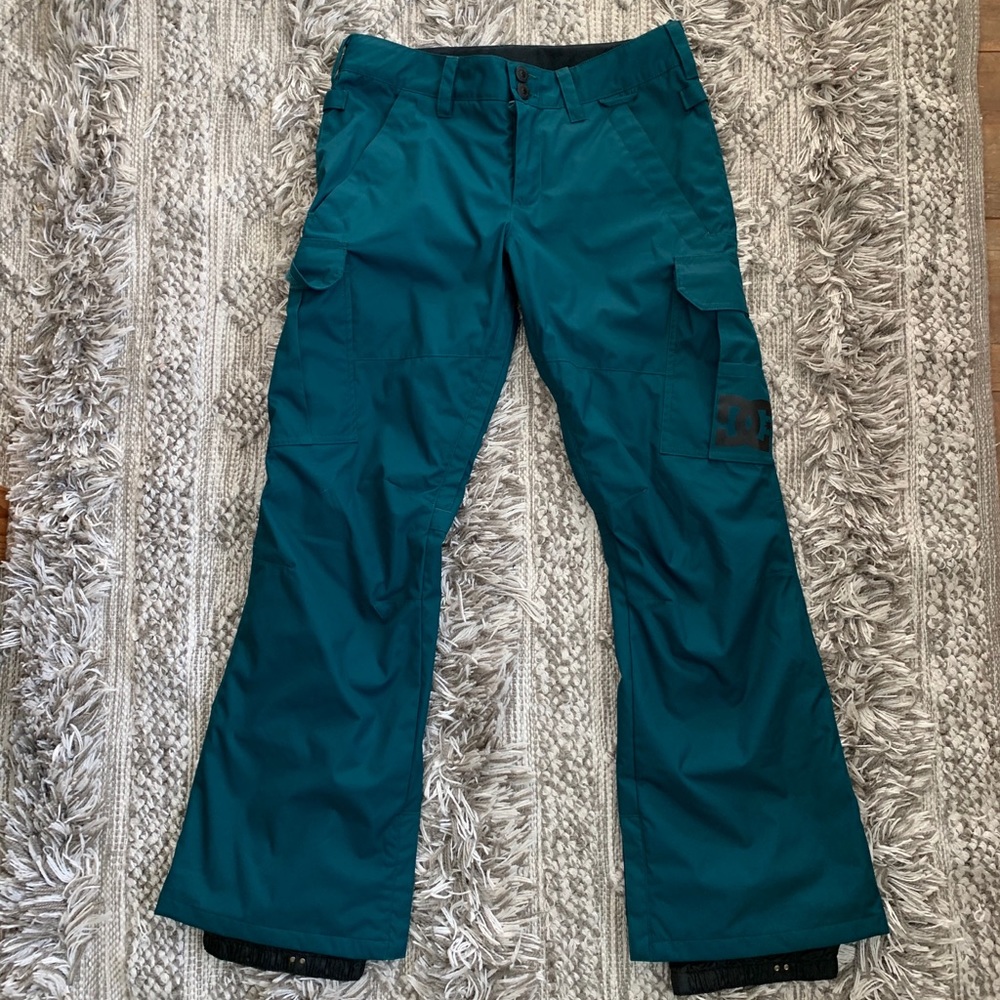 DC | NWOT Emerald Green Snow Pants